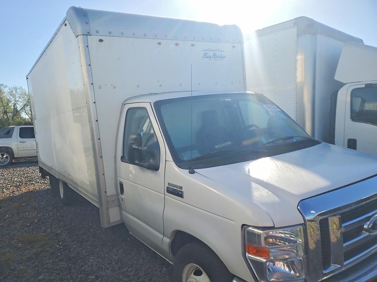 2021 Ford E350 Box Truck - Image 4