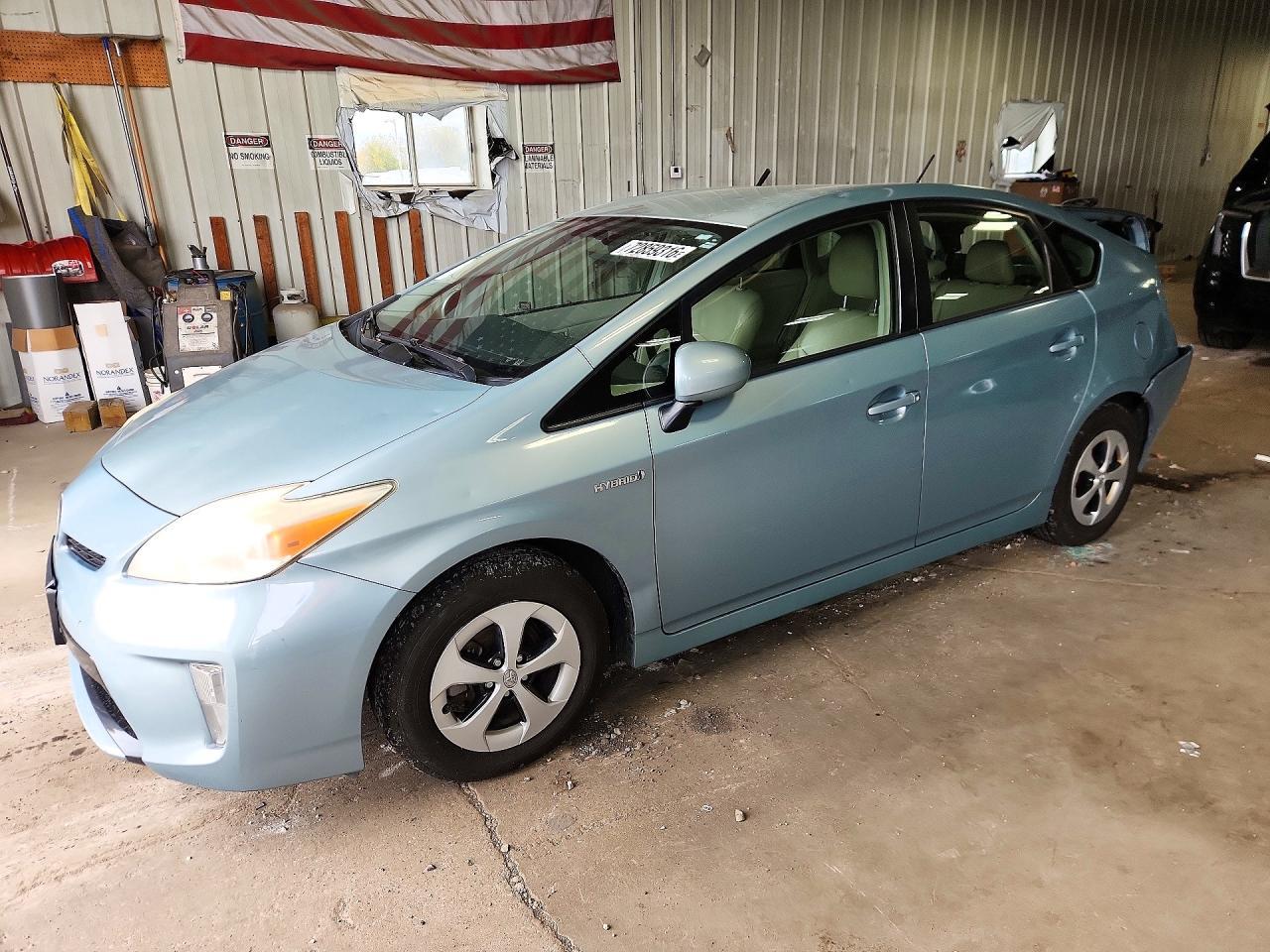 2013 Toyota Prius Three