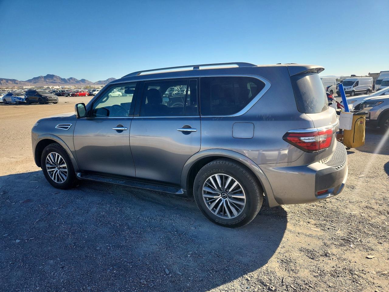 2023 Nissan Armada Sl - Фото 2