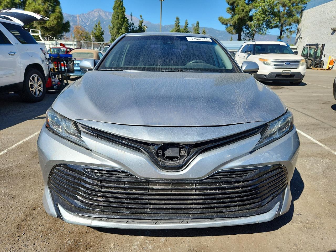 2018 Toyota Camry Le - Фото 5