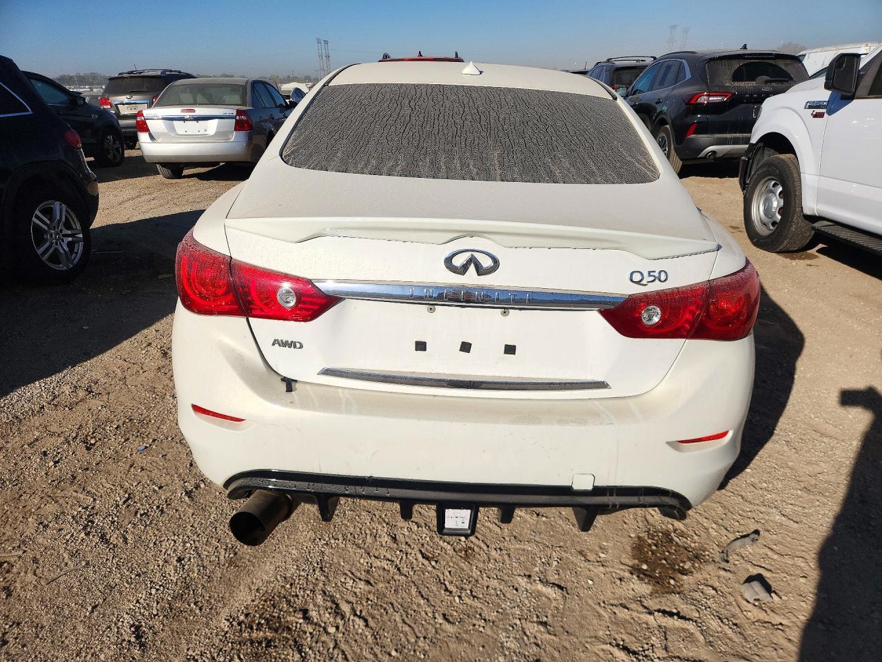 2015 Infiniti Q50 Premium - Image 6