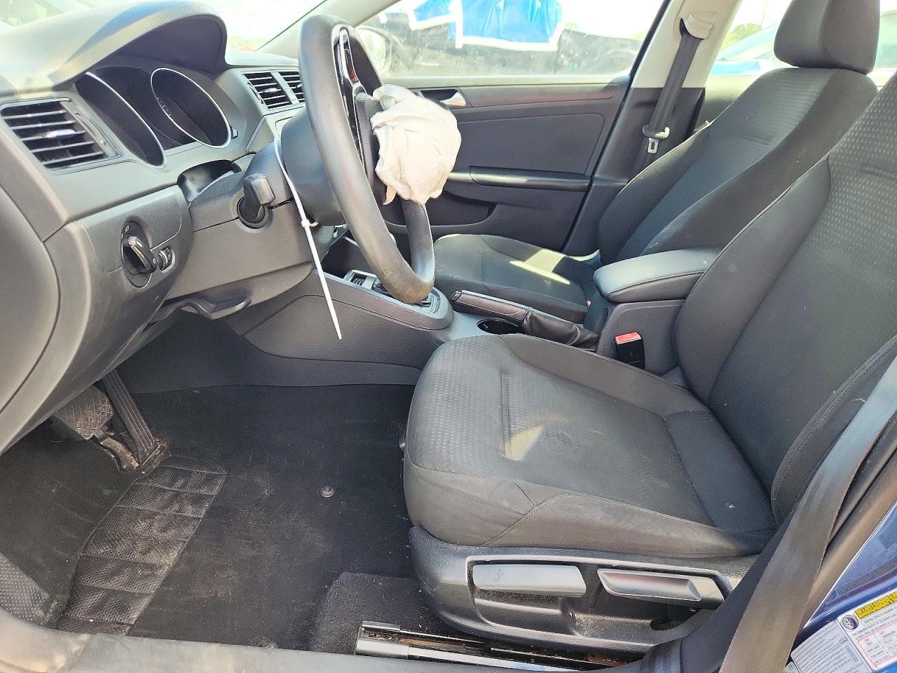 2015 Volkswagen Jetta Base - Image 7