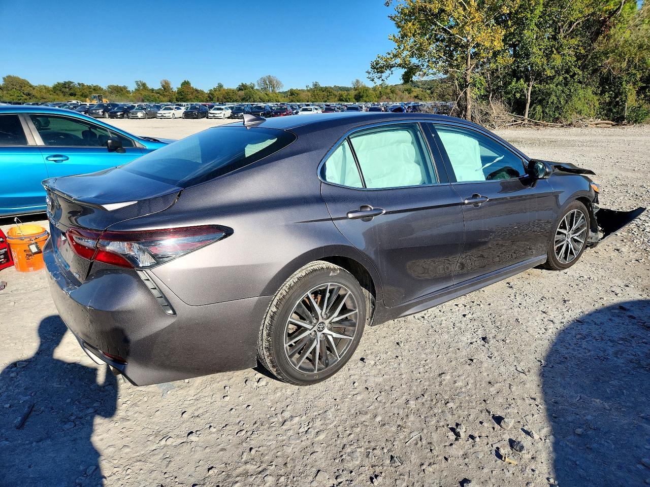 2023 Toyota Camry Se - Фото 3