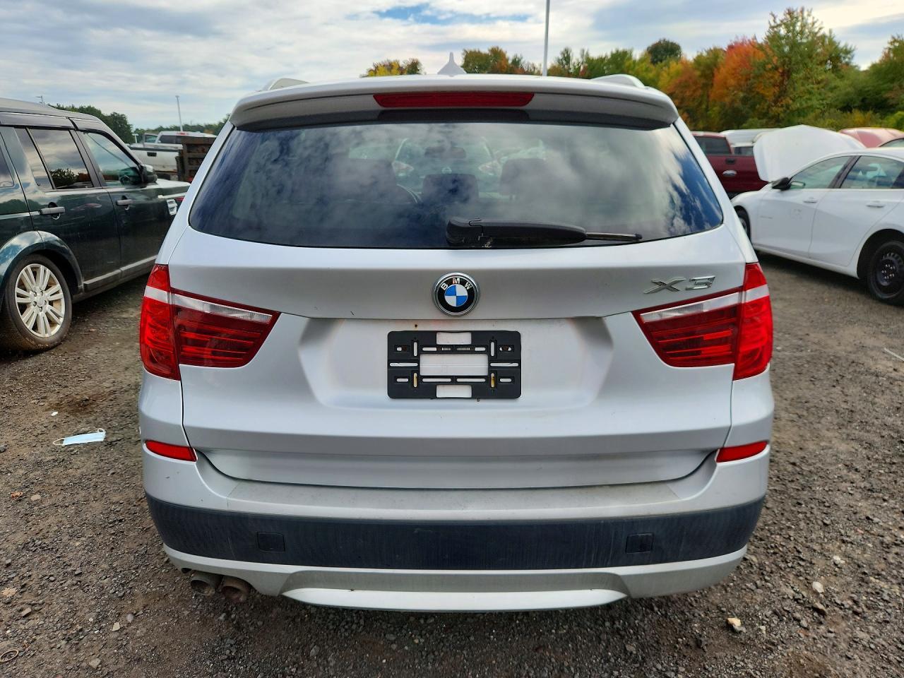 2011 BMW X3 xDrive28I - Image 6