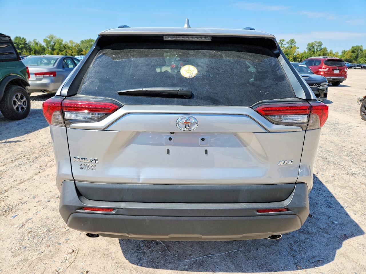 2024 Toyota Rav4 Xle - Image 6
