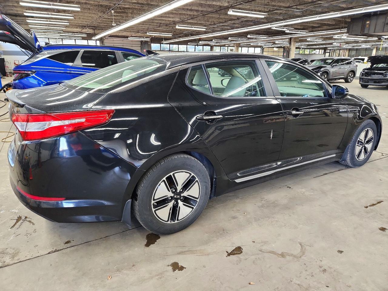 2013 Kia Optima Hybrid - Фото 3