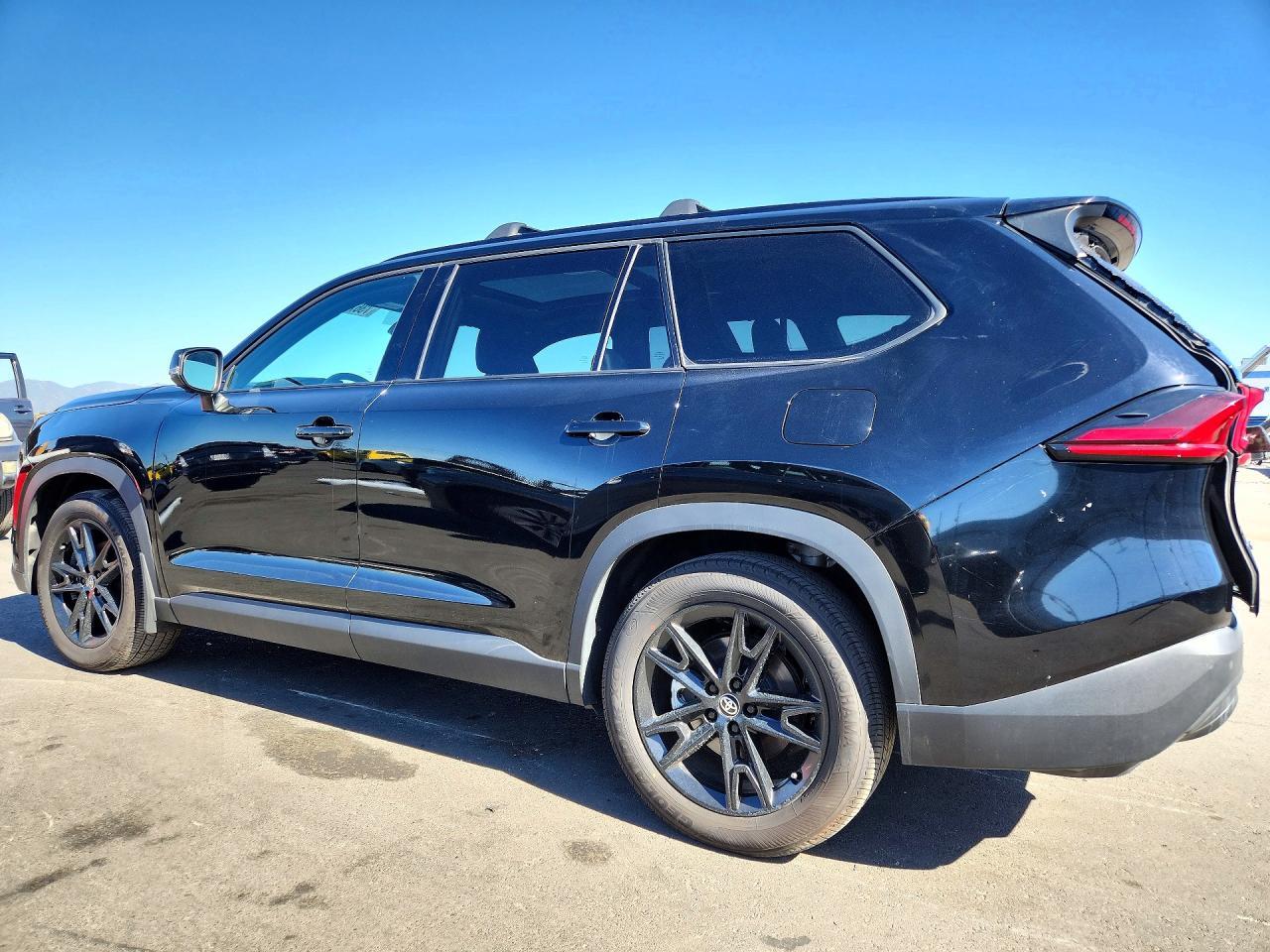 2026 Toyota Grand Highlander Hybrid Nightshade - Фото 2