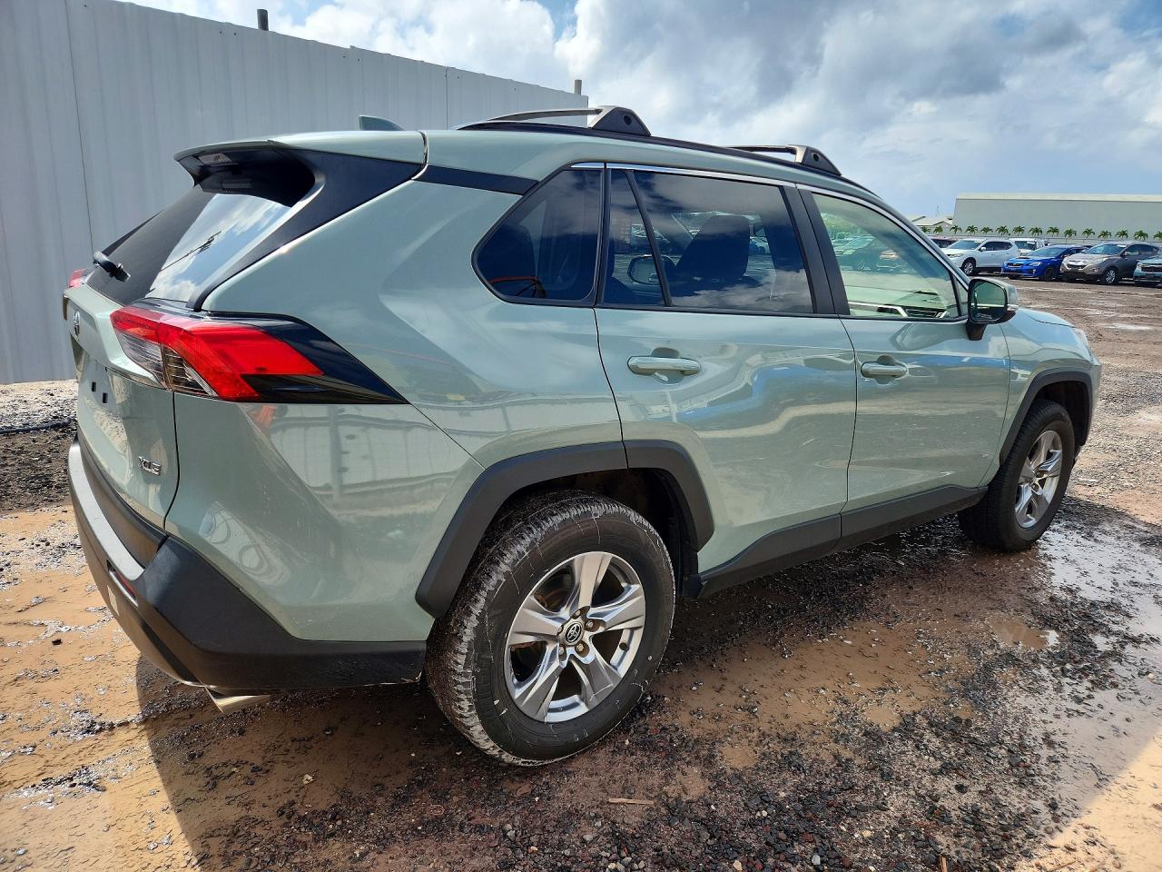 2023 Toyota Rav4 Xle - Image 3