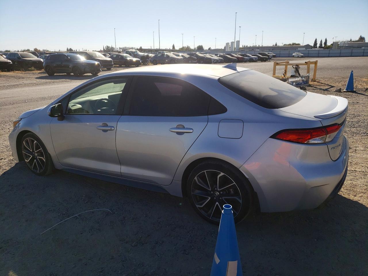 2022 Toyota Corolla Se - Фото 2
