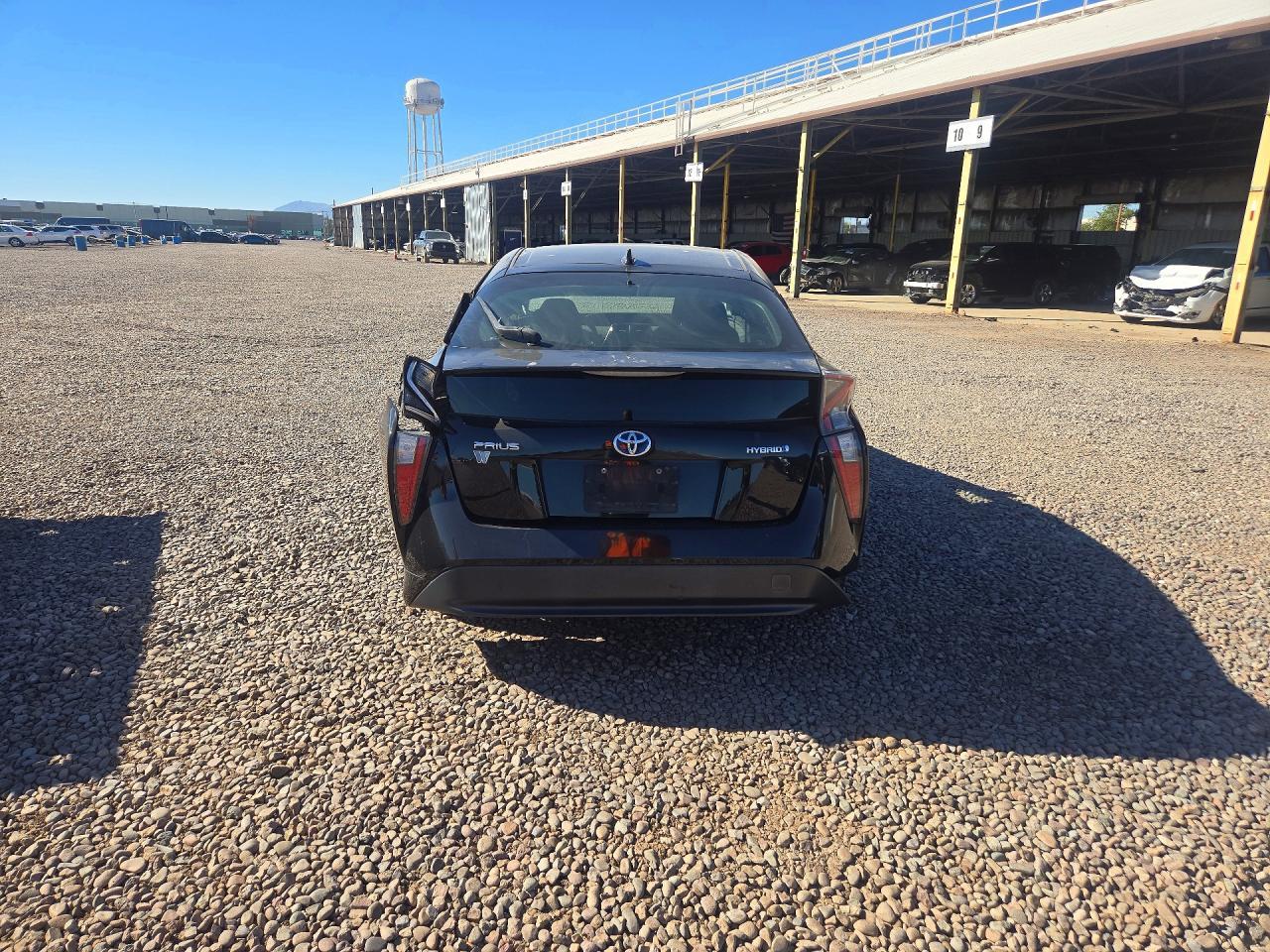 2016 Toyota Prius Three - Фото 6