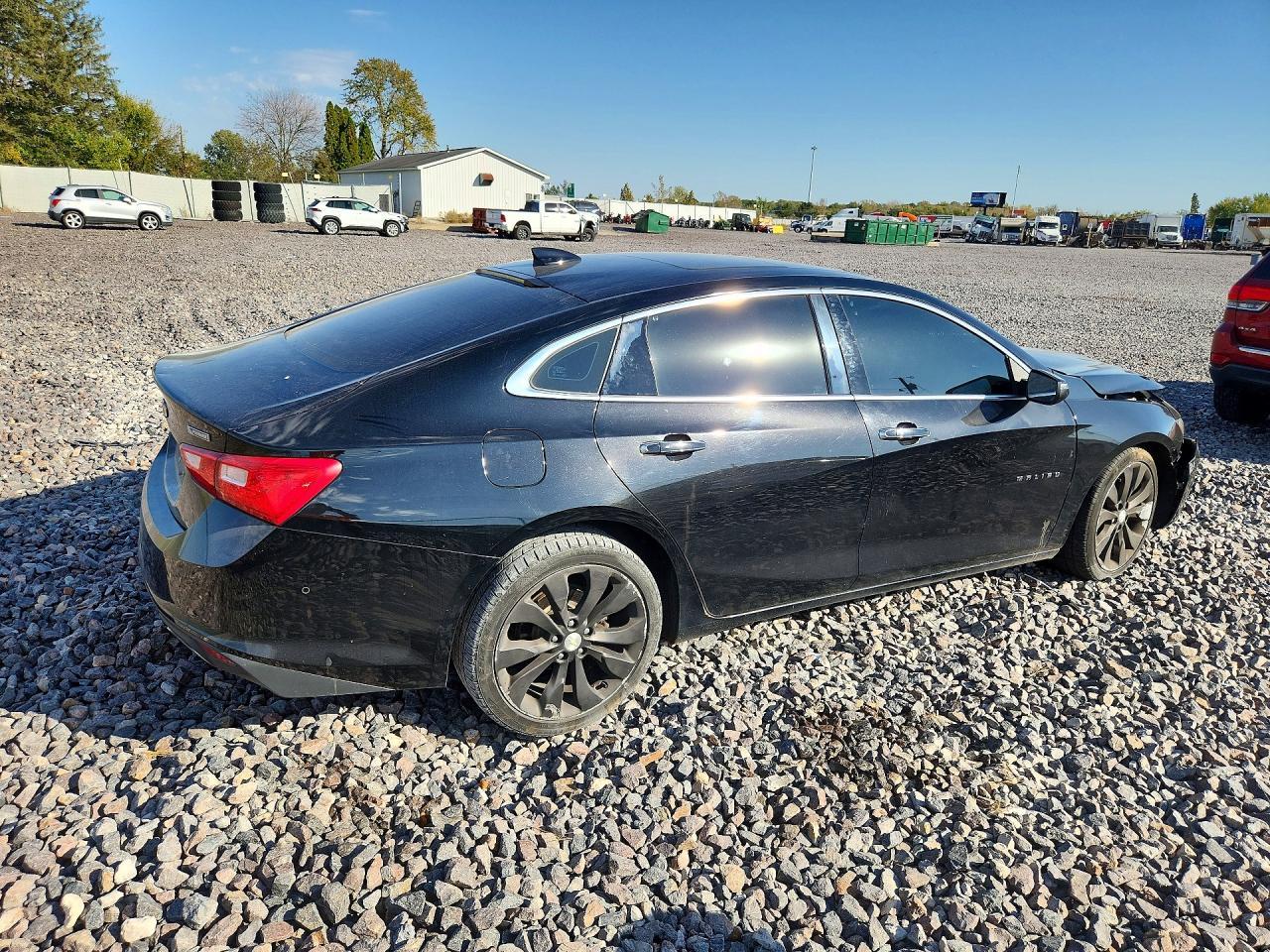 2016 Chevrolet Malibu Premier - Image 3