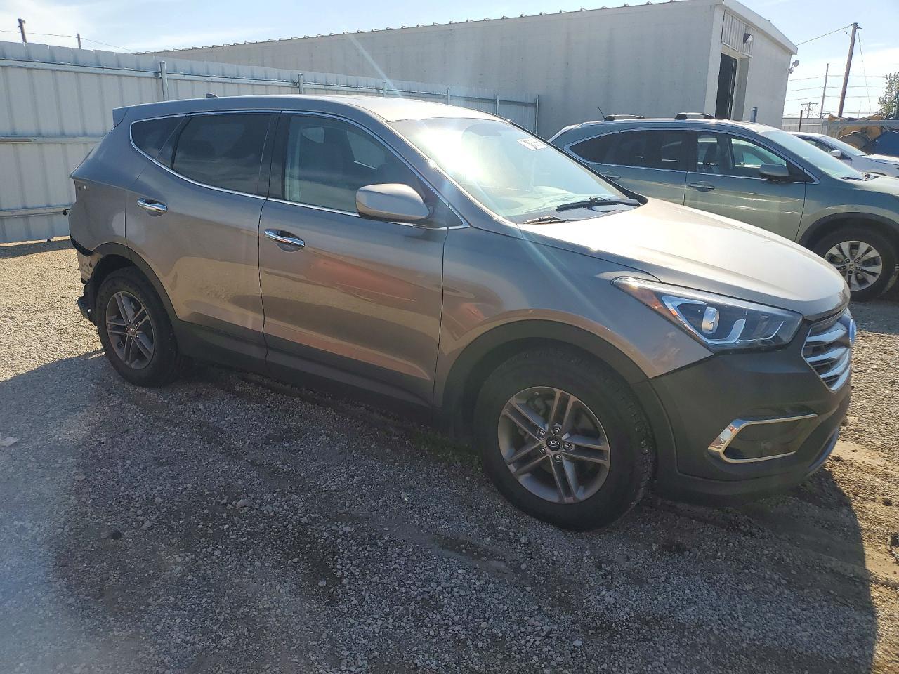 2017 Hyundai Santa Fe Sport 2.4L - Фото 4