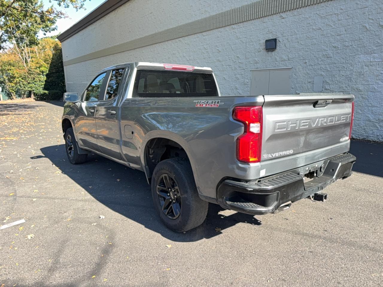 2019 Chevrolet Silverado K1500 Trail Boss Custom - Image 3