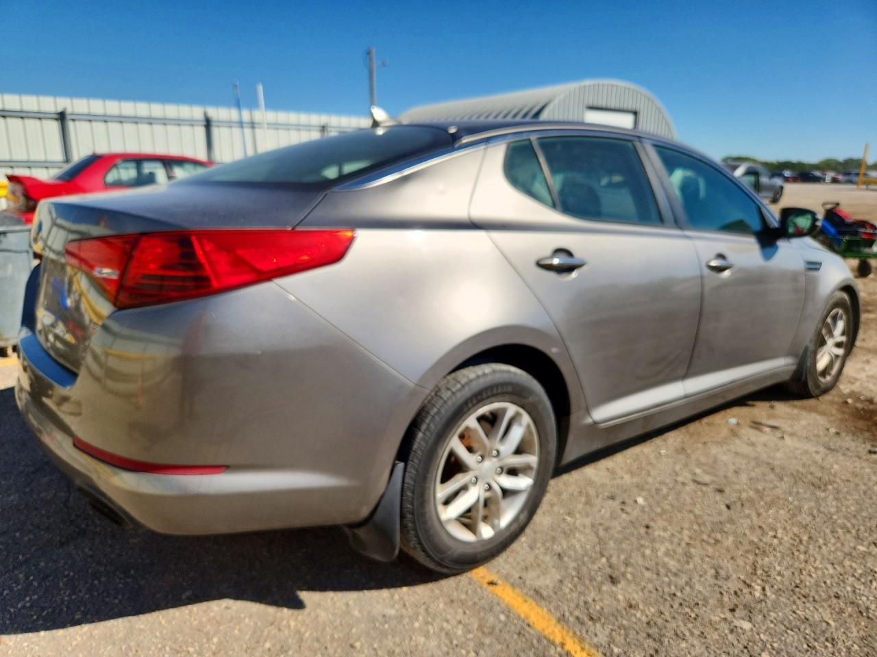 2013 Kia Optima - Фото 3