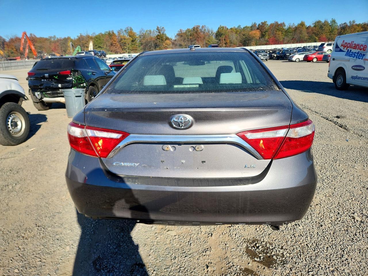 2015 Toyota Camry Le - Фото 6