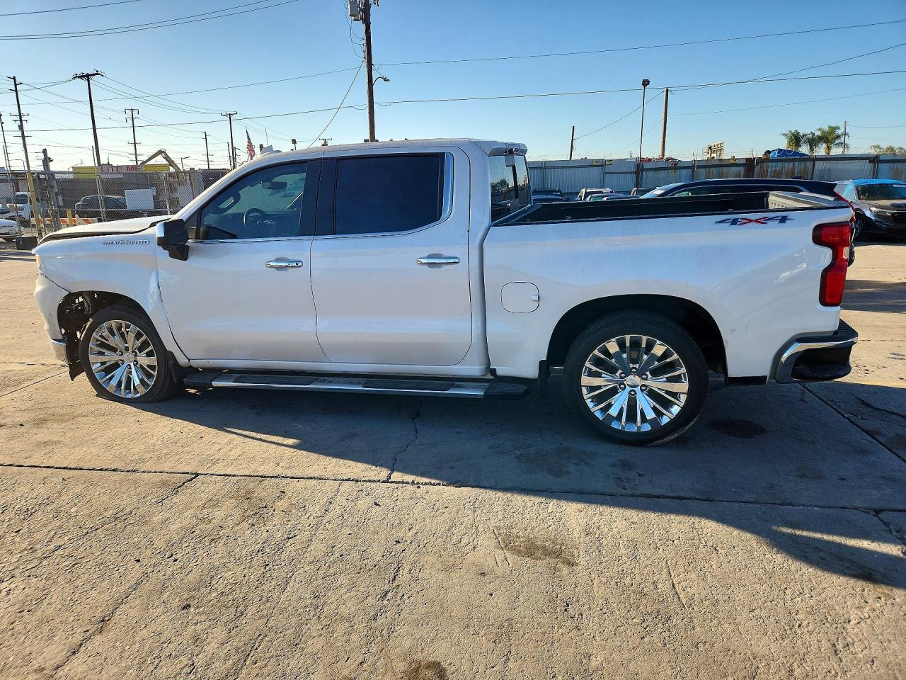 2023 Chevrolet Silverado K1500 Ltz - Фото 2