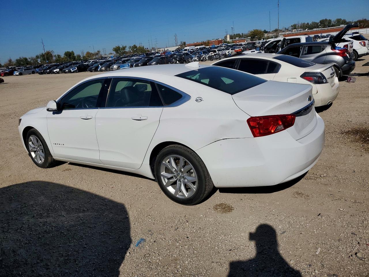 2018 Chevrolet Impala Lt - Фото 2
