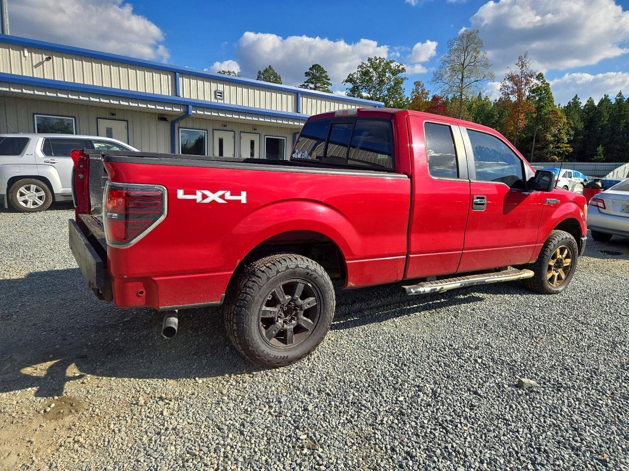 2010 Ford F150 Super Cab - Фото 3