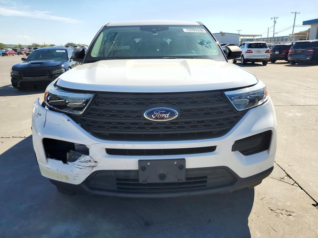 2021 Ford Explorer - Фото 5