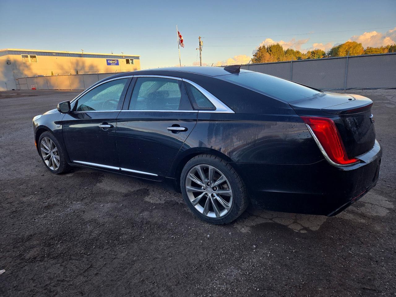 2018 Cadillac Xts - Image 2