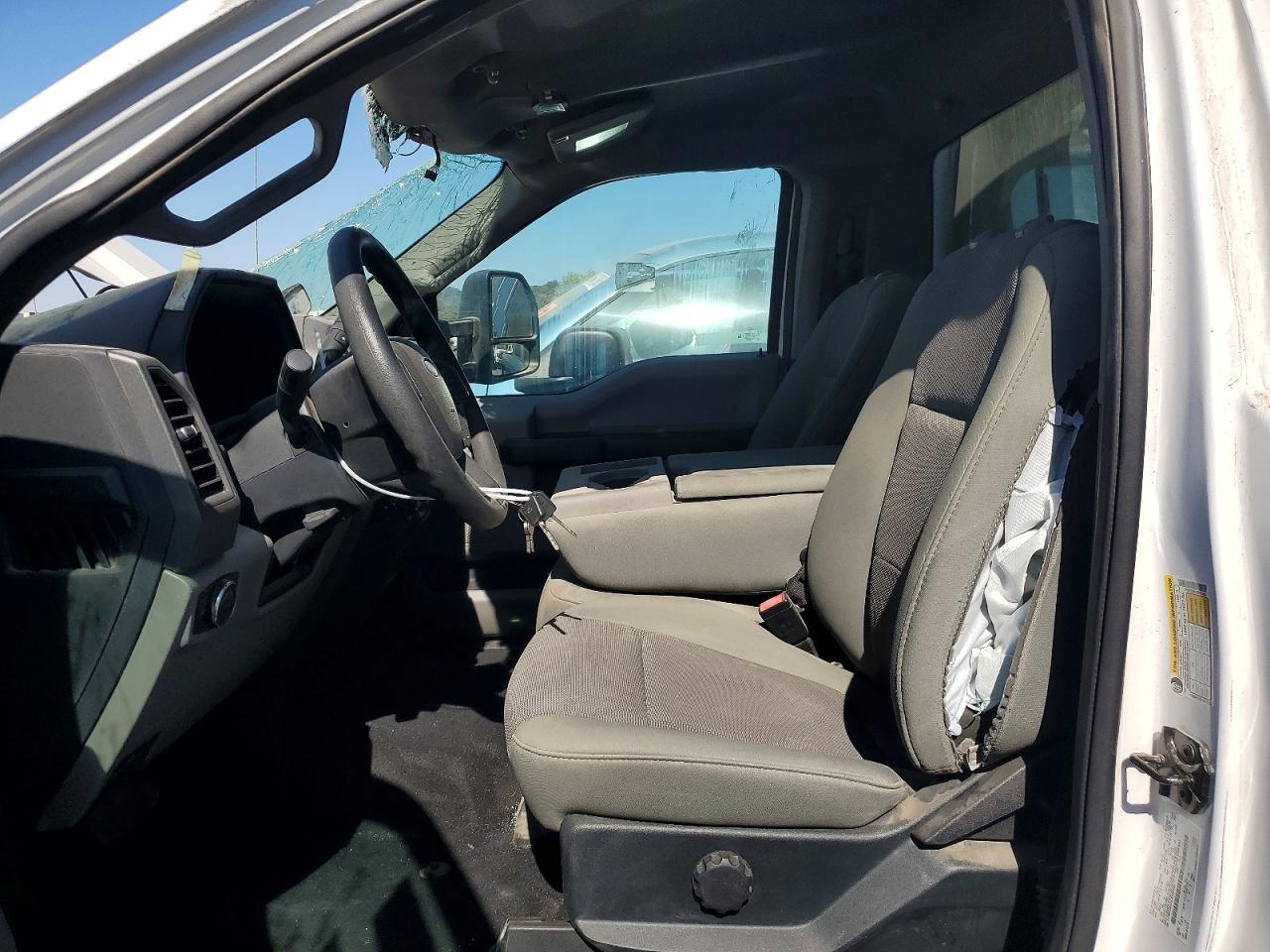 2020 Ford F250 Super Duty - Фото 7