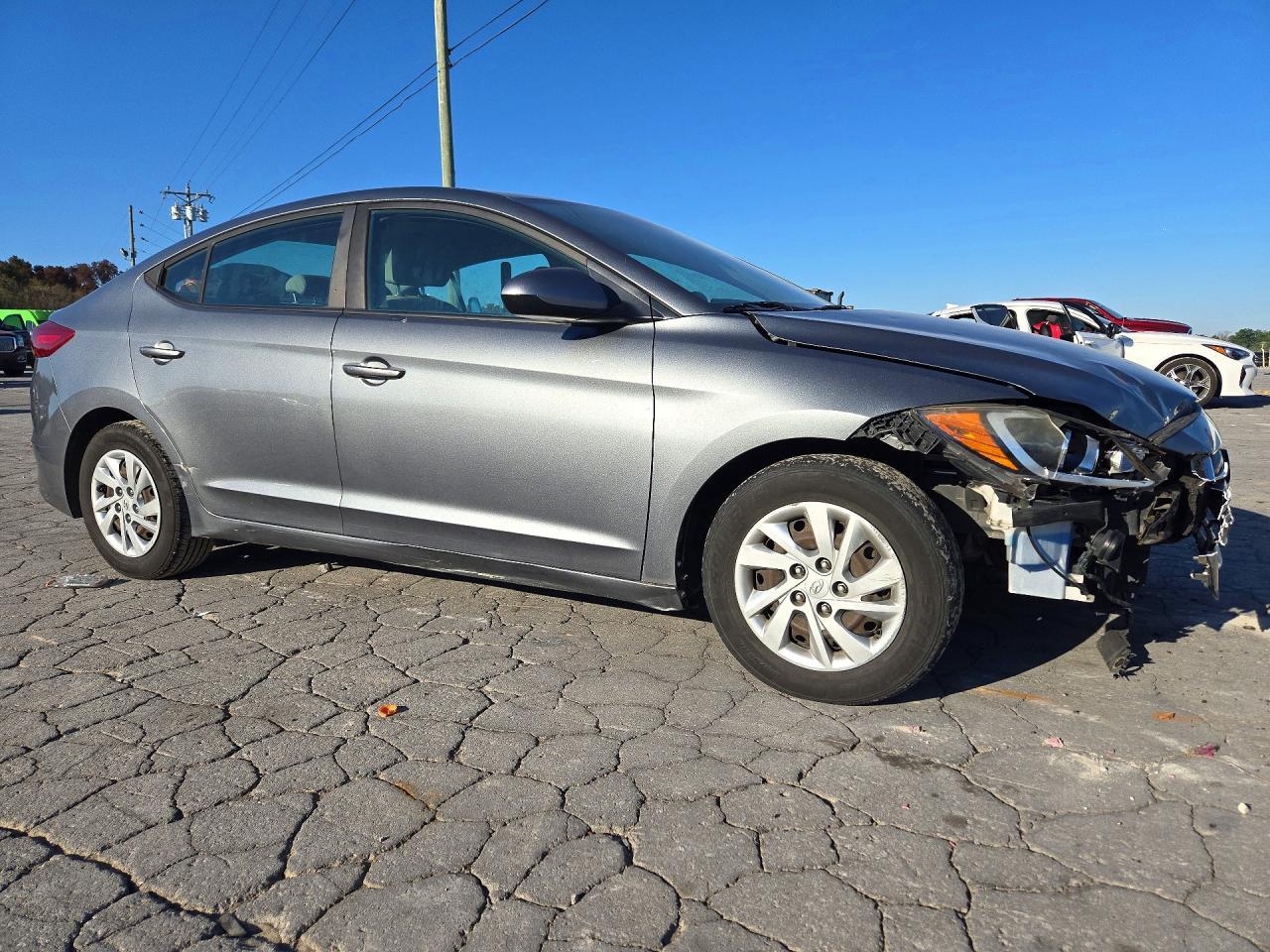 2017 Hyundai Elantra Se - Image 4