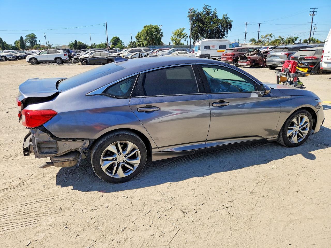 2018 Honda Accord Lx - Фото 3