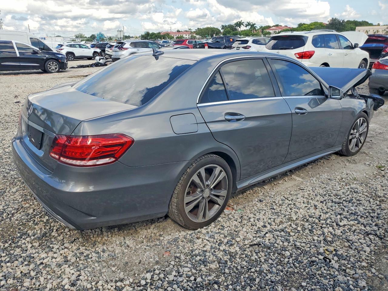 2016 Mercedes-Benz E 350 - Фото 3