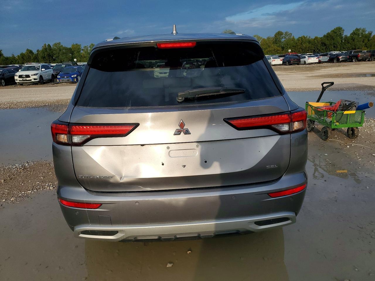 2023 Mitsubishi Outlander Sel - Фото 6