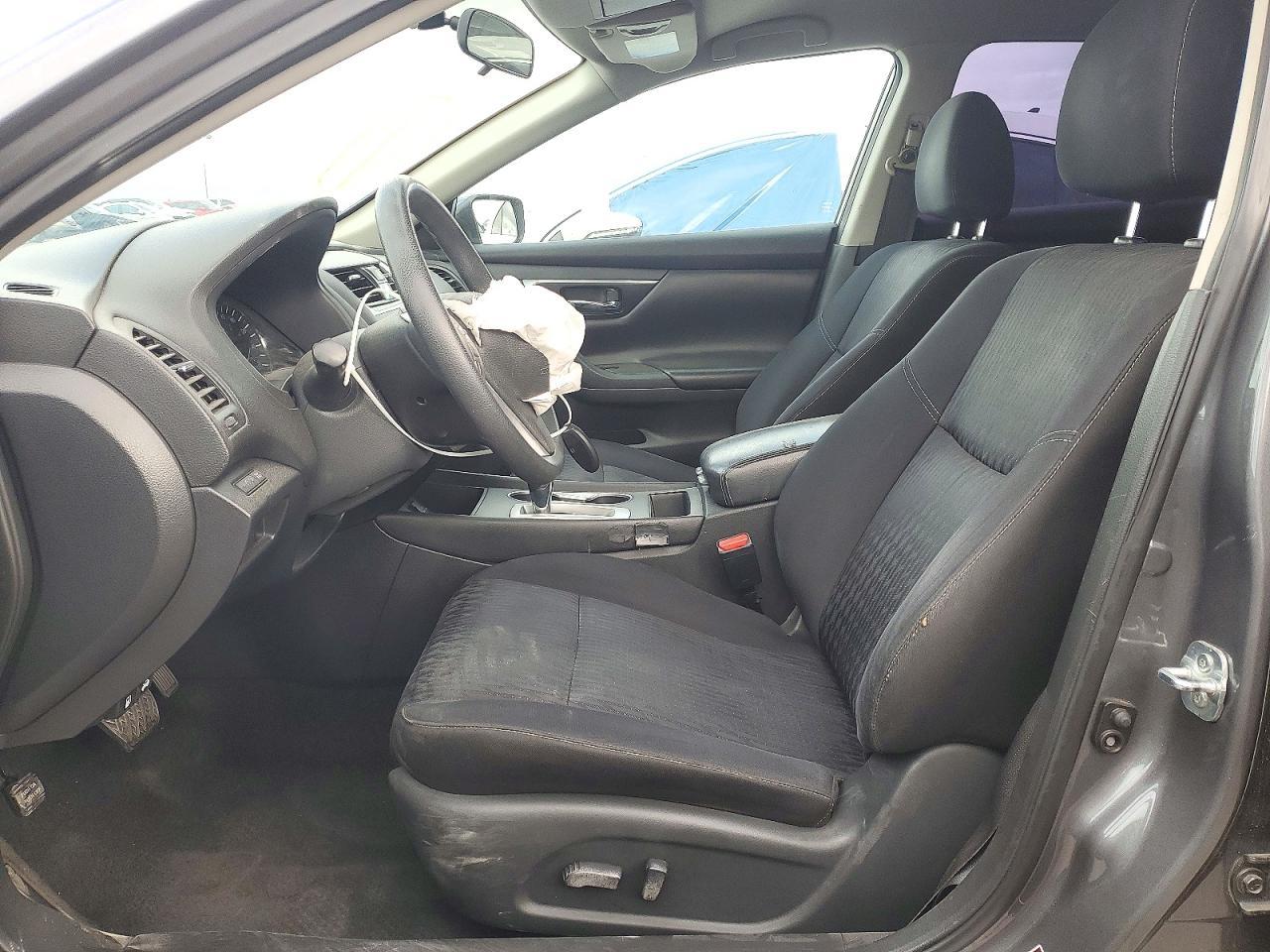 2017 Nissan Altima 2.5 S - Image 7