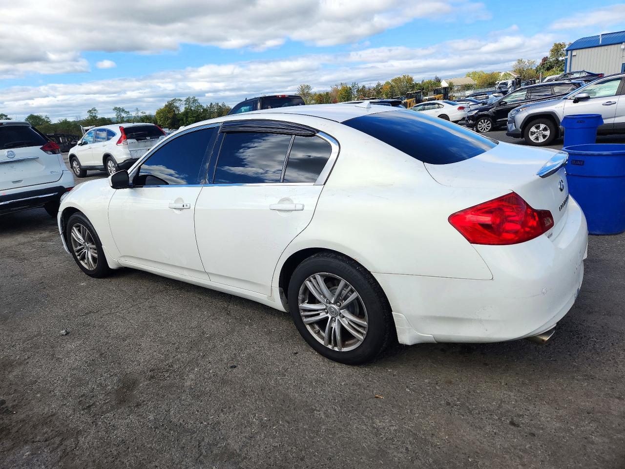 2011 Infiniti G37 Sedan X - Image 2
