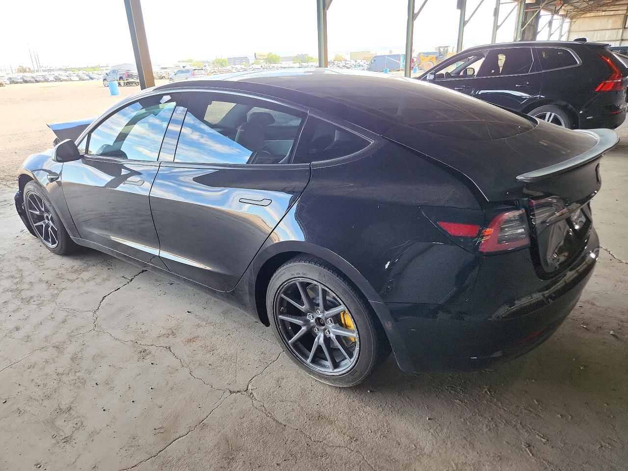 2019 Tesla Model 3 - Image 2