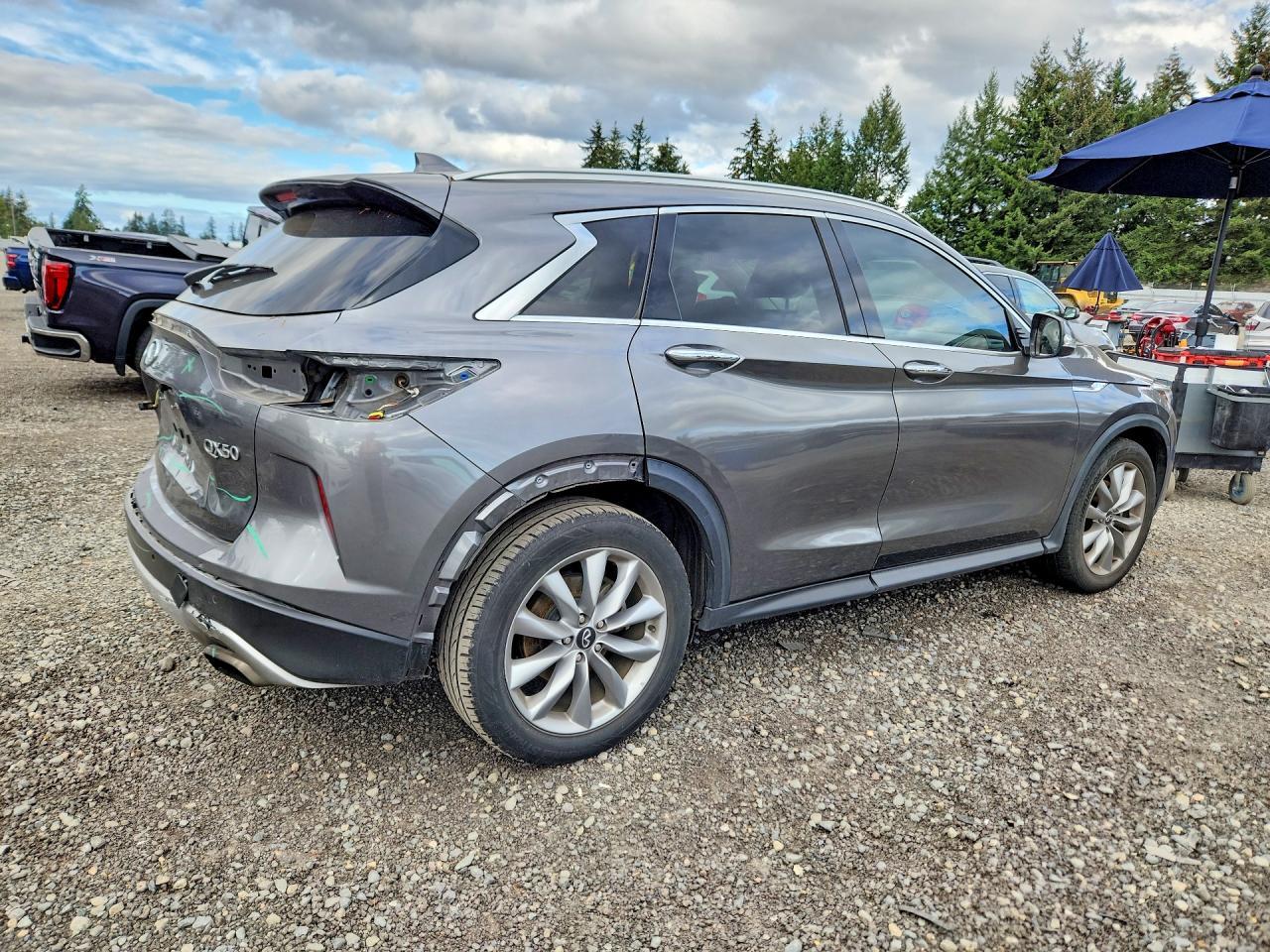 2021 Infiniti Qx50 Luxe - Image 3