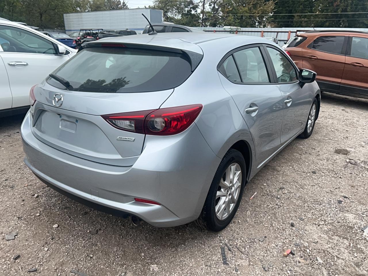 2017 Mazda 3 Sport - Фото 4