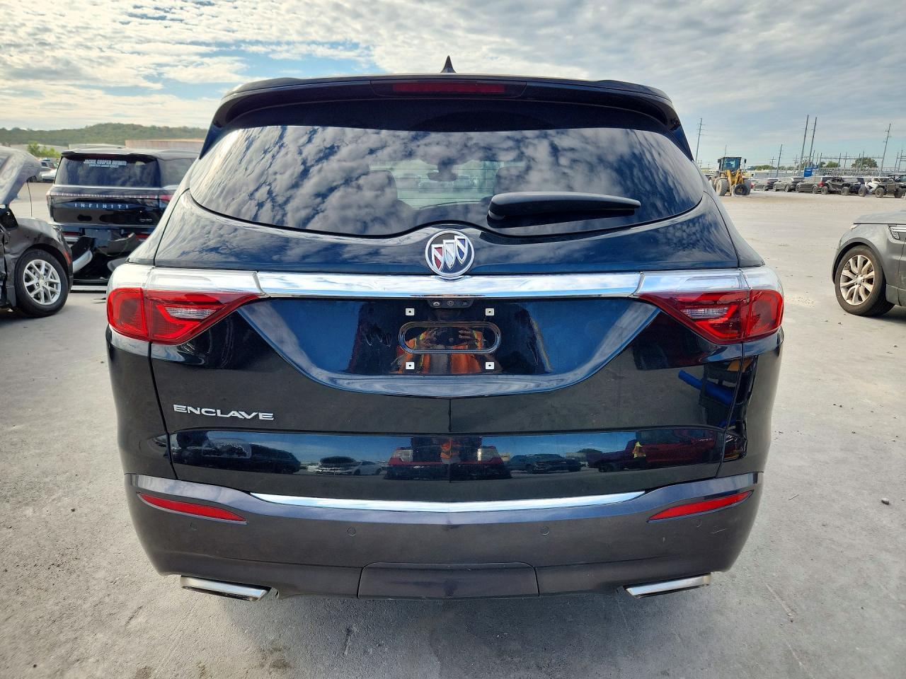 2022 Buick Enclave Premium - Image 6