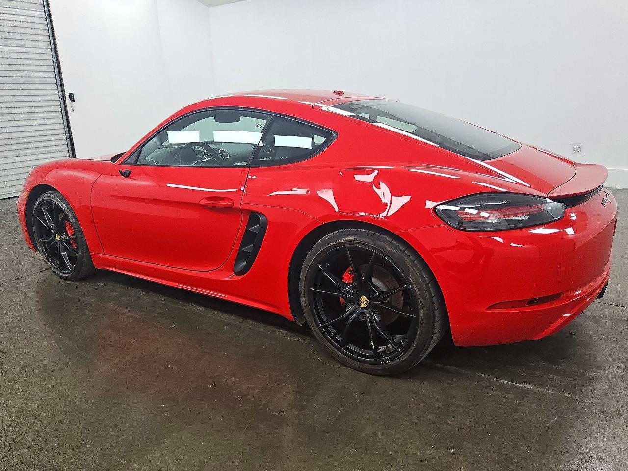 2022 Porsche Cayman S - Фото 2