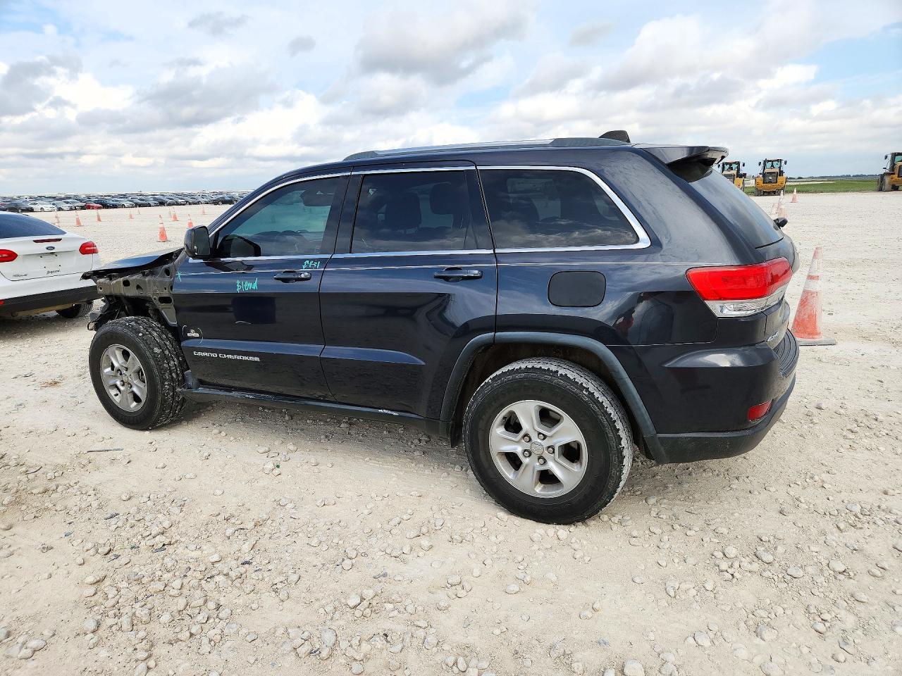 2014 Jeep Grand Cherokee Laredo - Фото 2
