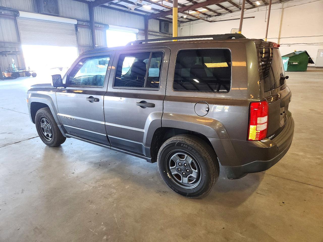 2016 Jeep Patriot Sport - Фото 2