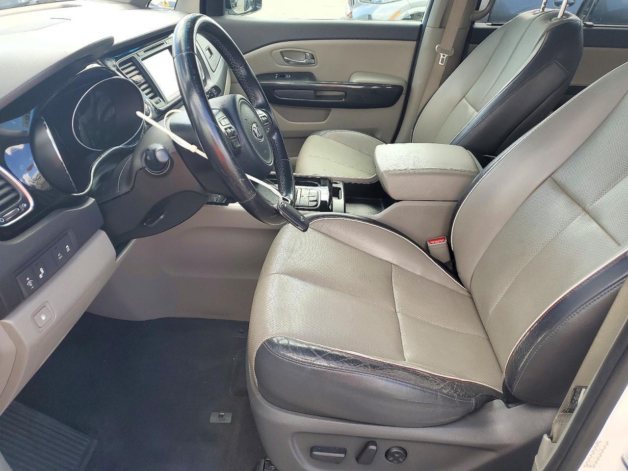 2015 Kia Sedona Sx - Фото 7