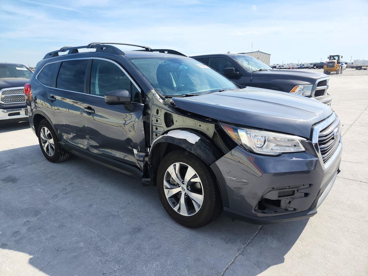 2022 Subaru Ascent Premium - Image 4