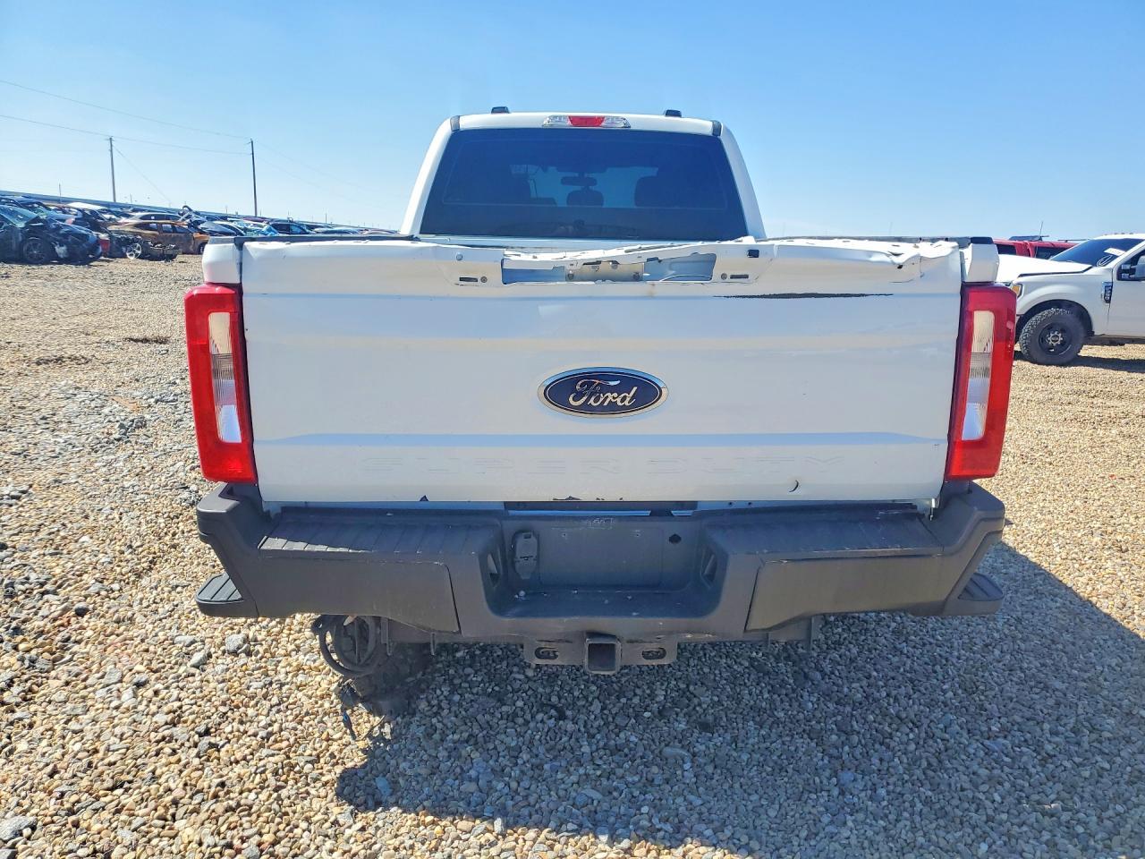 2022 Ford F250 Super Duty - Image 6