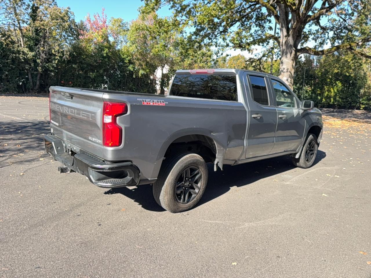 2019 Chevrolet Silverado K1500 Trail Boss Custom - Image 4