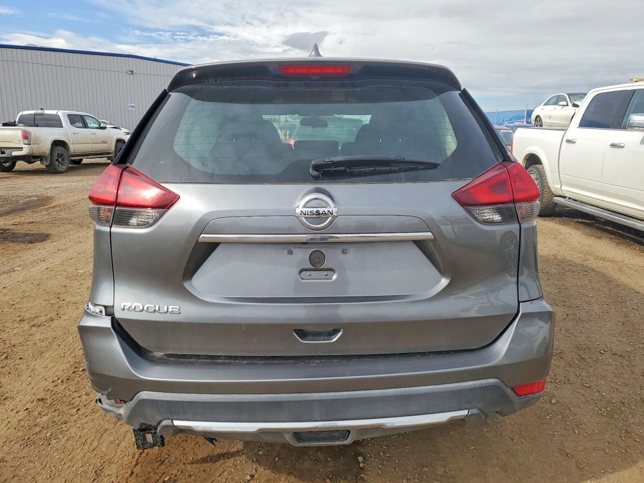 2018 Nissan Rogue S - Фото 6