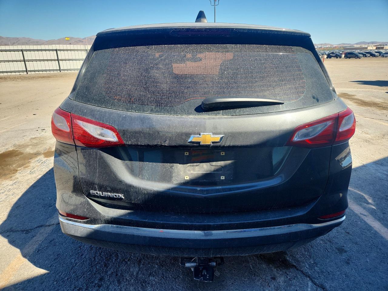 2018 Chevrolet Equinox Ls - Фото 6