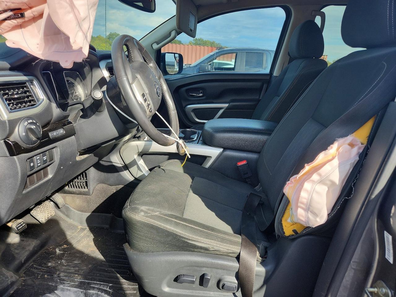2017 Nissan Titan Sv - Фото 7