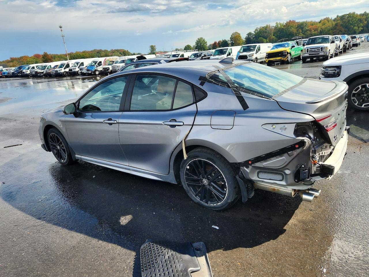 2026 Toyota Camry - Фото 2