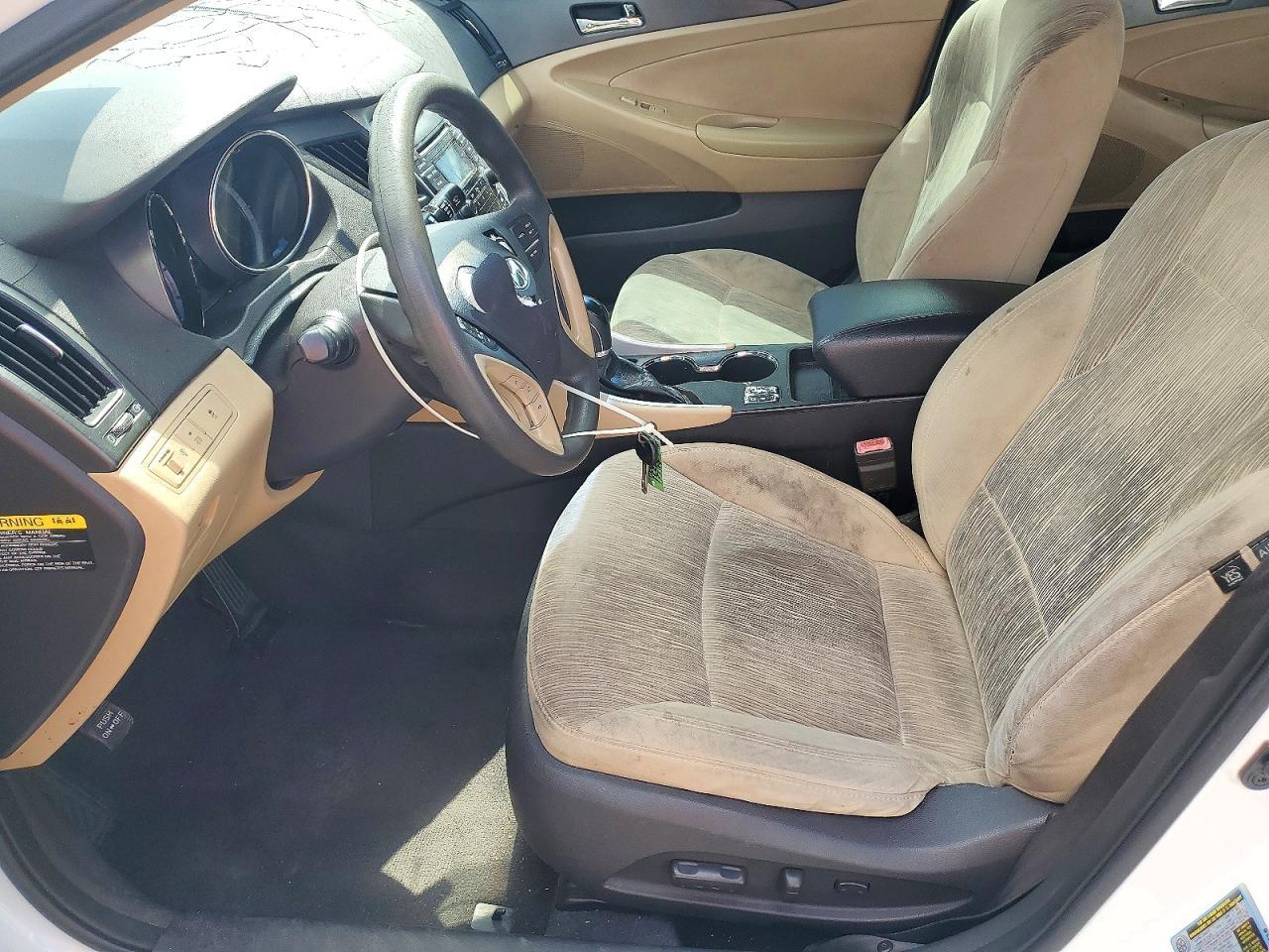 2013 Hyundai Sonata Gls - Image 7