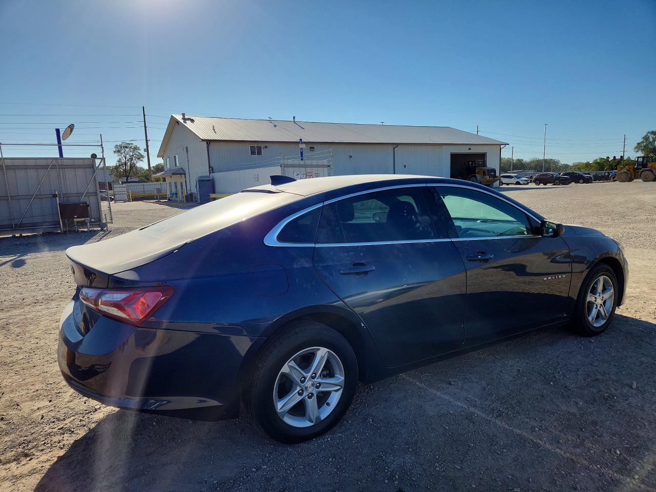 2022 Chevrolet Malibu Lt - Image 3
