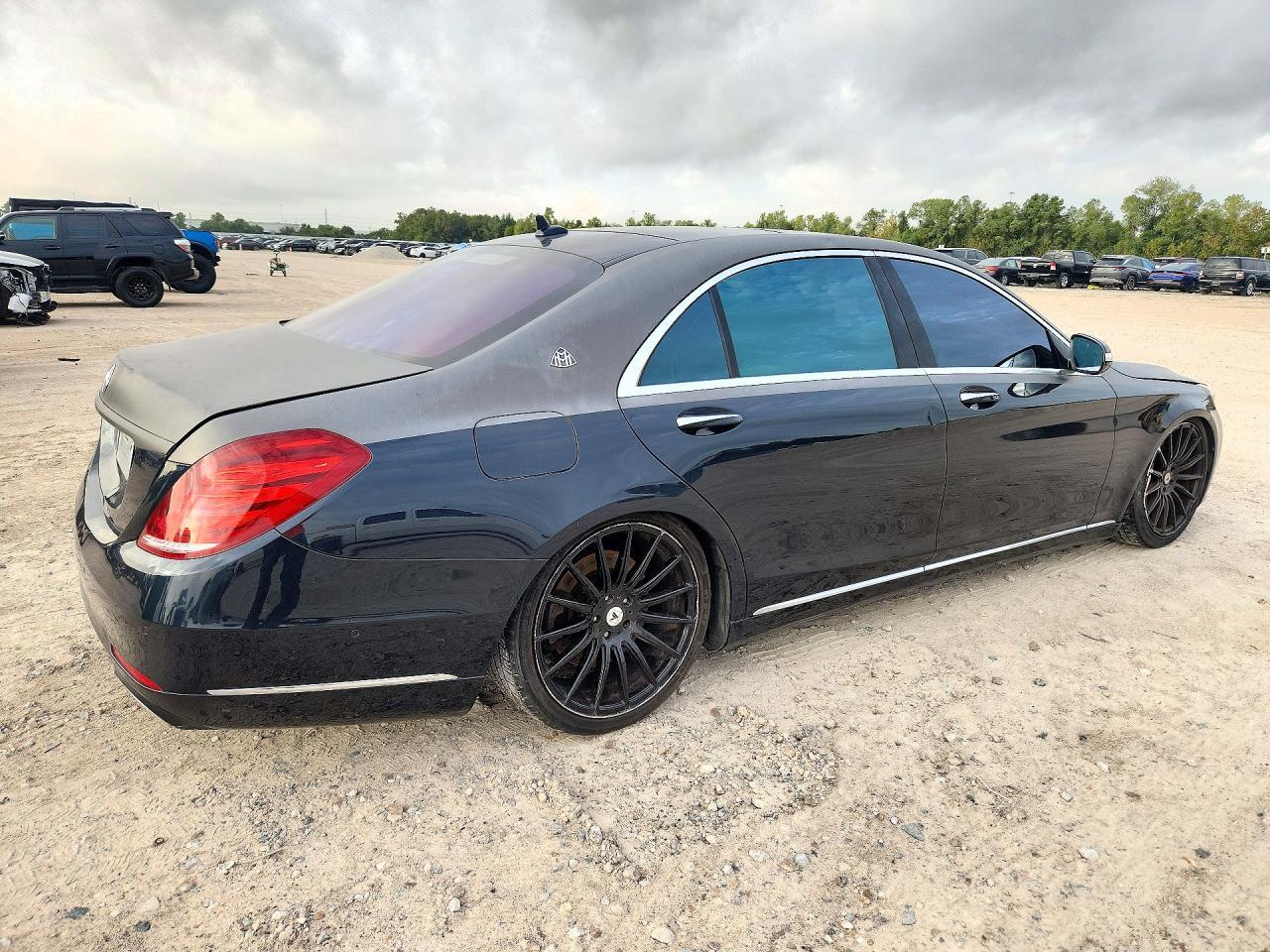 2015 Mercedes-Benz S 550 - Image 3