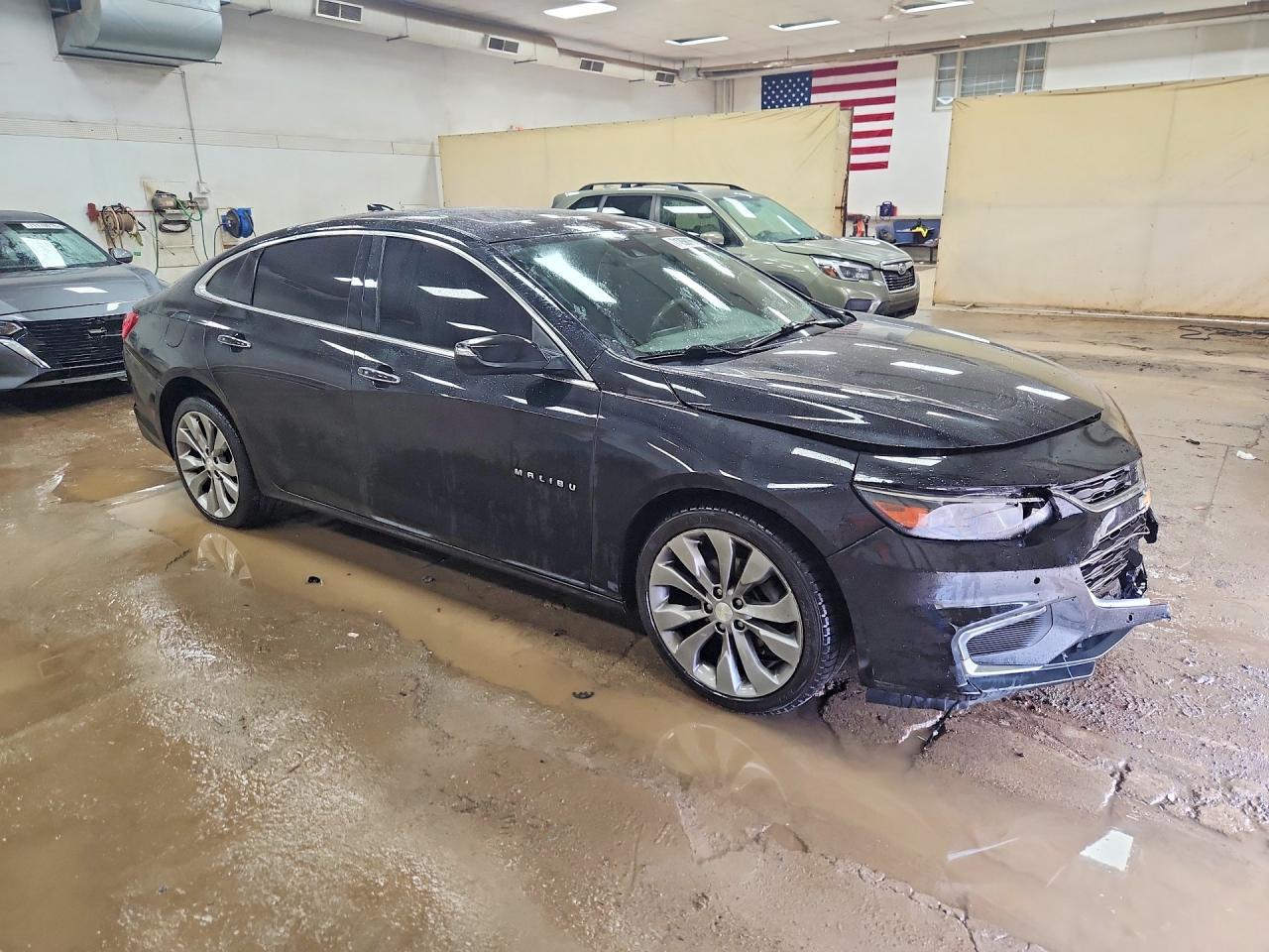 2018 Chevrolet Malibu Premier - Image 4